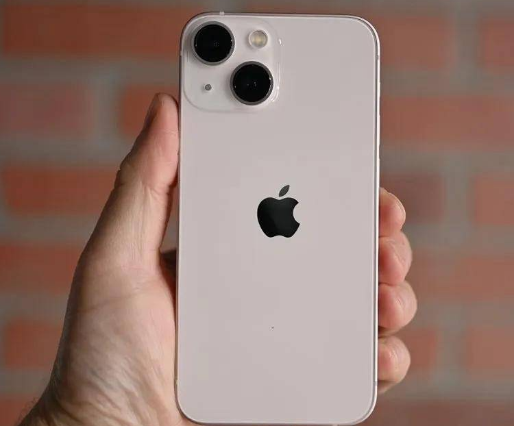 iPhone自拍视频是反的怎么调整？苹果