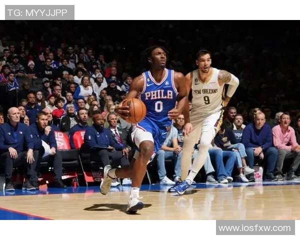 76人对阵黄蜂精彩比赛回放全场亮点与关键时刻分析