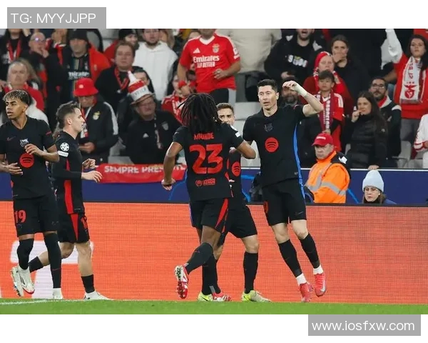 利物浦与巴塞罗那欧冠激战实况回顾与精彩瞬间分析