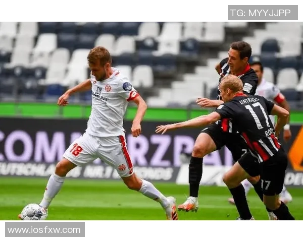 多特蒙德与斯图加特激战在即谁能在德甲赛场上笑到最后